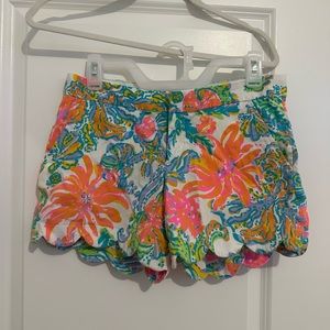 Lilly Pulitzer Buttercup Shorts in Resort White
Casa Marina